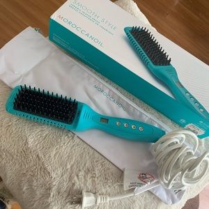 Moroccanoil Smooth Styling Brush